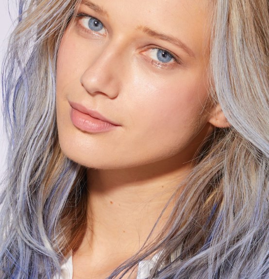 BUMBLE AND BUMBLE Bb. Color Stick