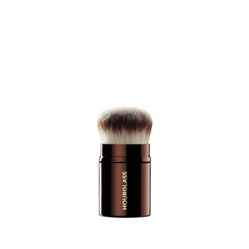HOURGLASS Retractable Kabuki Brush купить в Beauty Storage. Быстрая доставка по России и СНГ.
