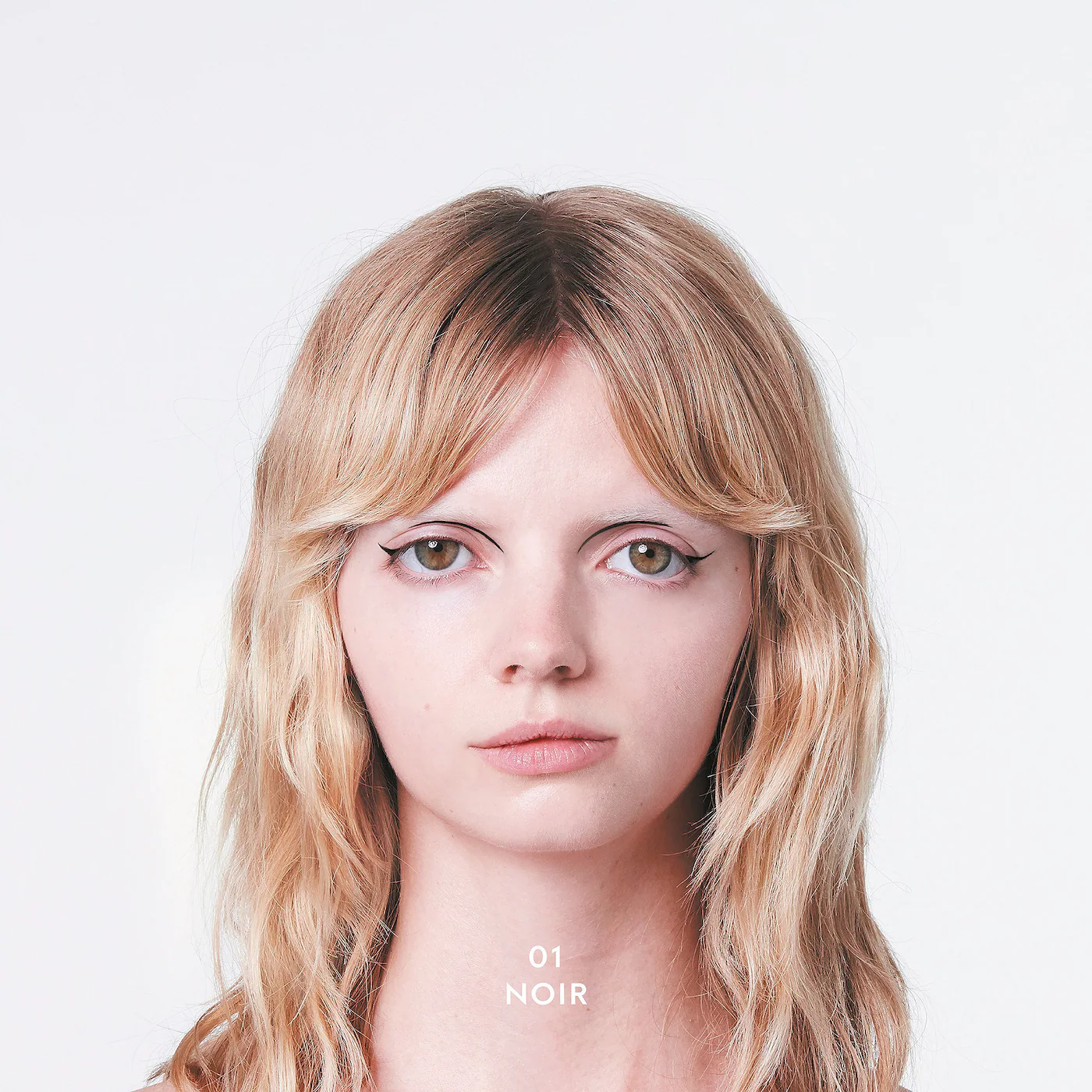 GUCCI Stylo Contour Des Yeux Khol Eyeliner GUCCI Stylo Contour Des Yeux Khol Eyeliner купить в Beauty Storage. Быстрая доставка по России и СНГ.