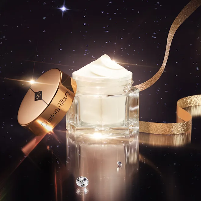 Купить CHARLOTTE TILBURY Charlotte's Iconic Magic Skin Duo. Быстрая доставка по России и СНГ.
