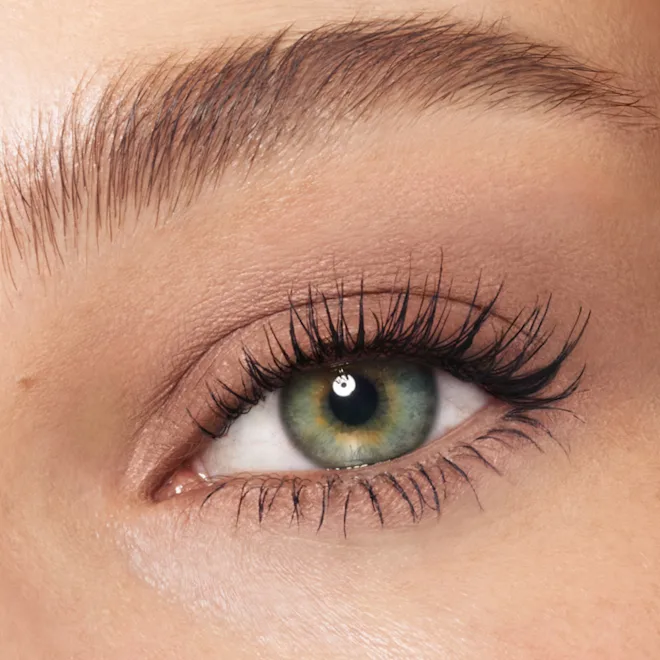 Купить CHARLOTTE TILBURY Exagger-Eyes Easy Eyeshadow Stick на Beautystorage.ru. Быстрая доставка по России и СНГ.
