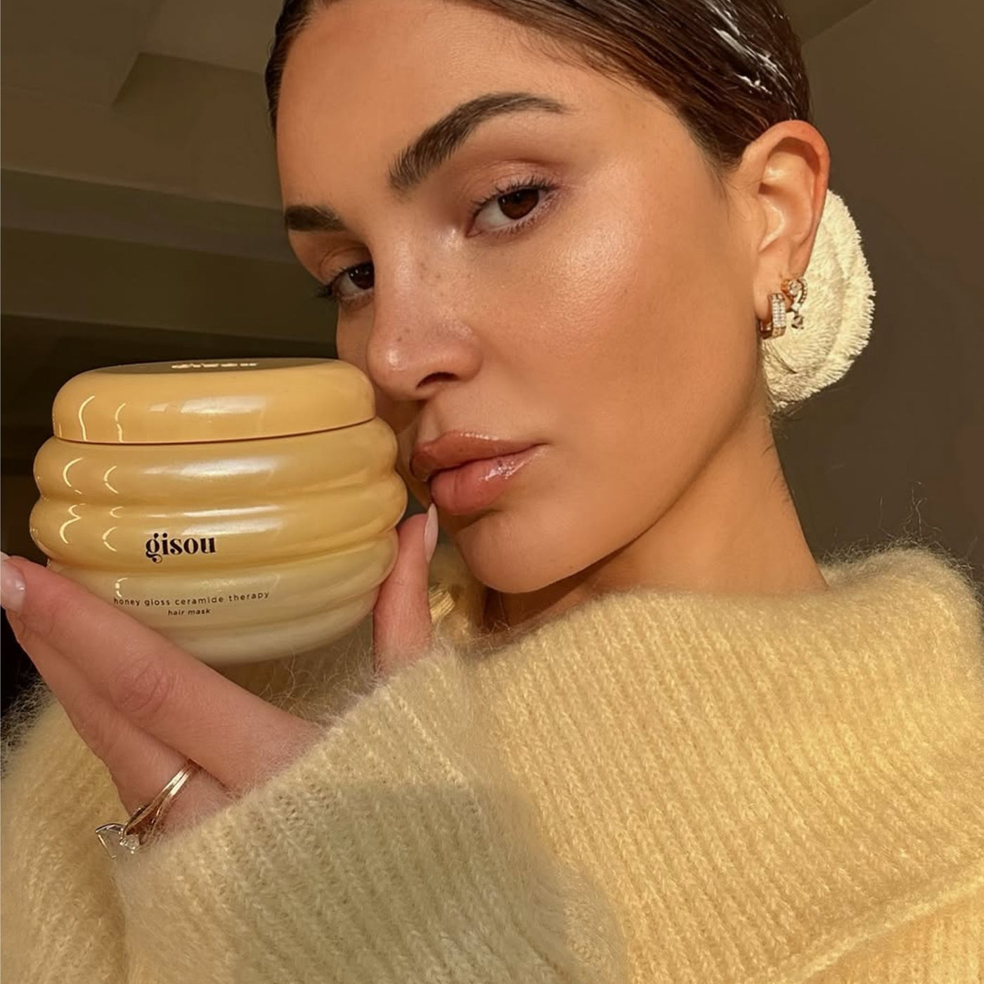 GISOU Glow & Unwind Set GISOU Glow & Unwind Set купить в Beauty Storage. Быстрая доставка по России и СНГ.