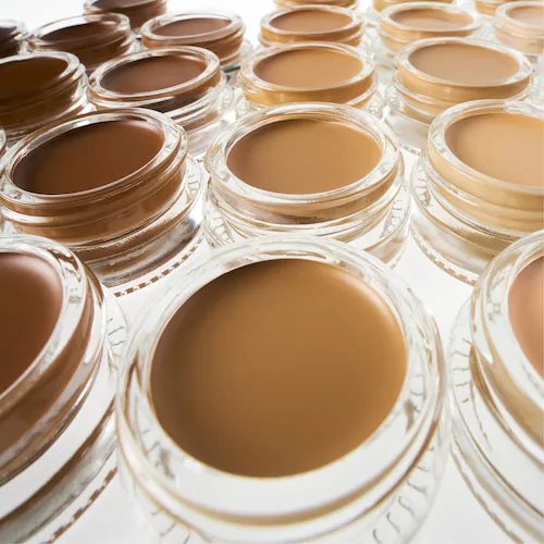 GLOSSIER Stretch Balm Concealer GLOSSIER Stretch Balm Concealer купить в Beauty Storage. Быстрая доставка по России и СНГ.