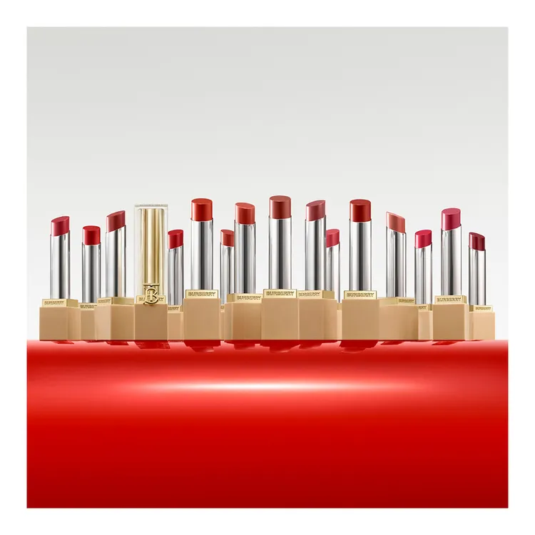 Купить BURBERRY BEAUTY Burberry Brit Shine Lipstick на Beautystorage.ru. Быстрая доставка по России и СНГ.