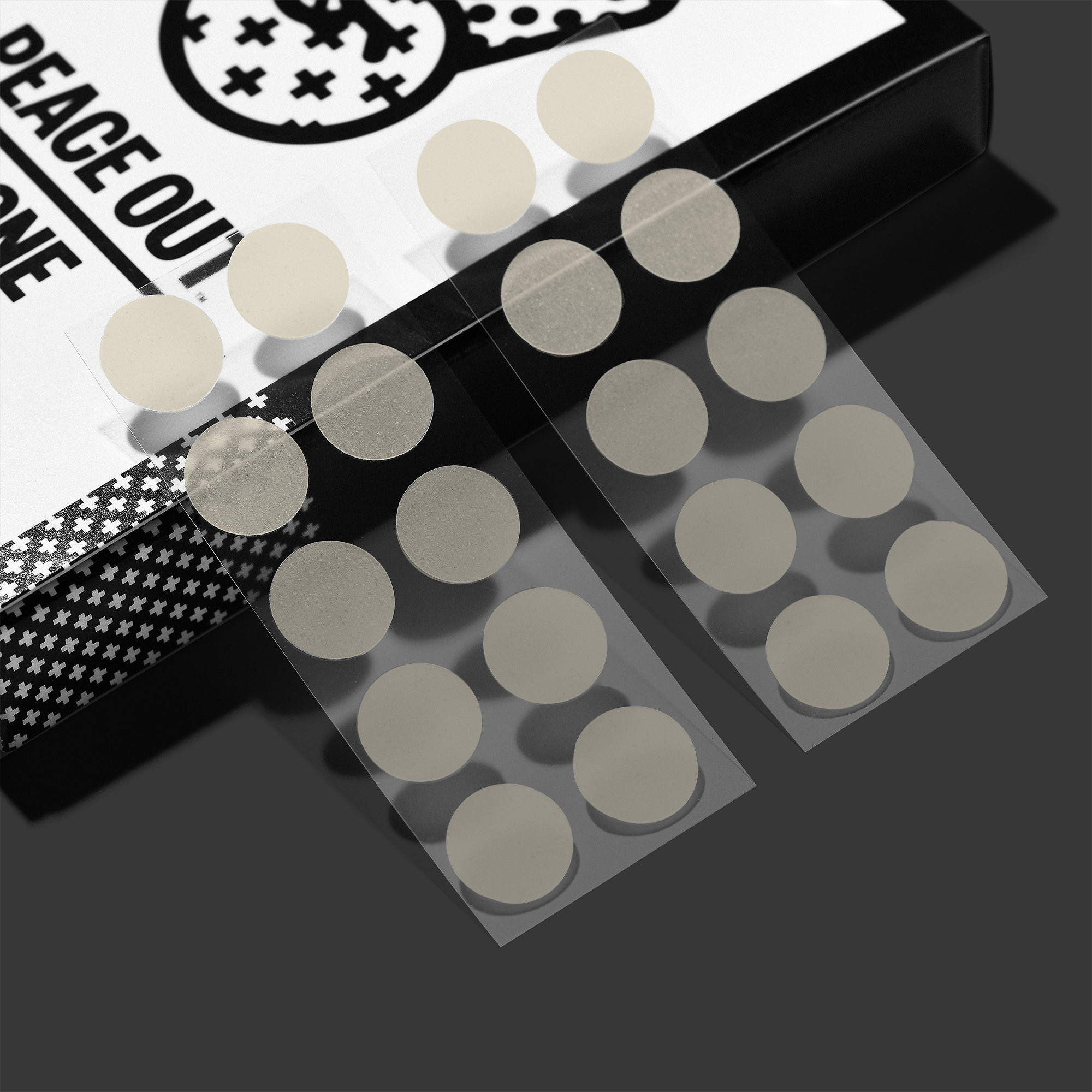 PEACE OUT Acne Healing Dots