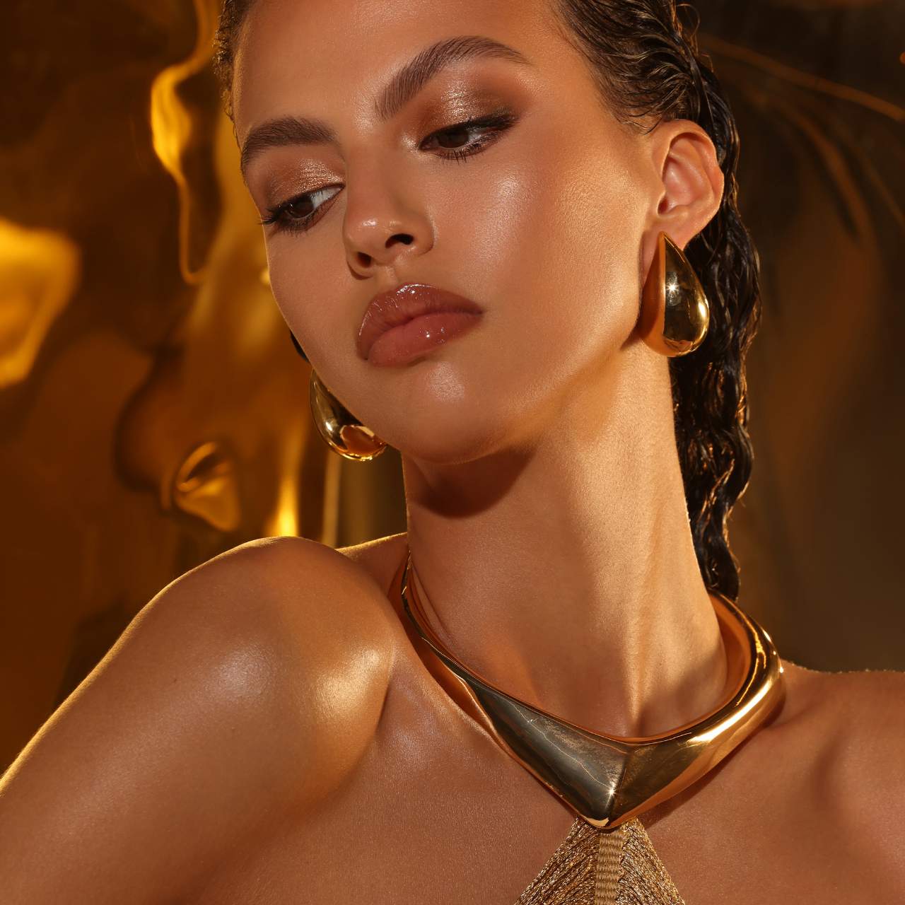 NATASHA DENONA Golden Eyeshadow Palette купить в Beauty Storage. Быстрая доставка по России и СНГ.
