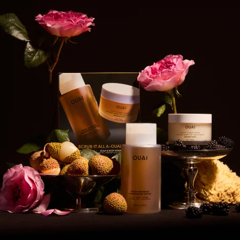 Купить OUAI Scrub It All A-OUAI Holiday Kit 2025 на Beautystorage.ru. Быстрая доставка по России и СНГ.