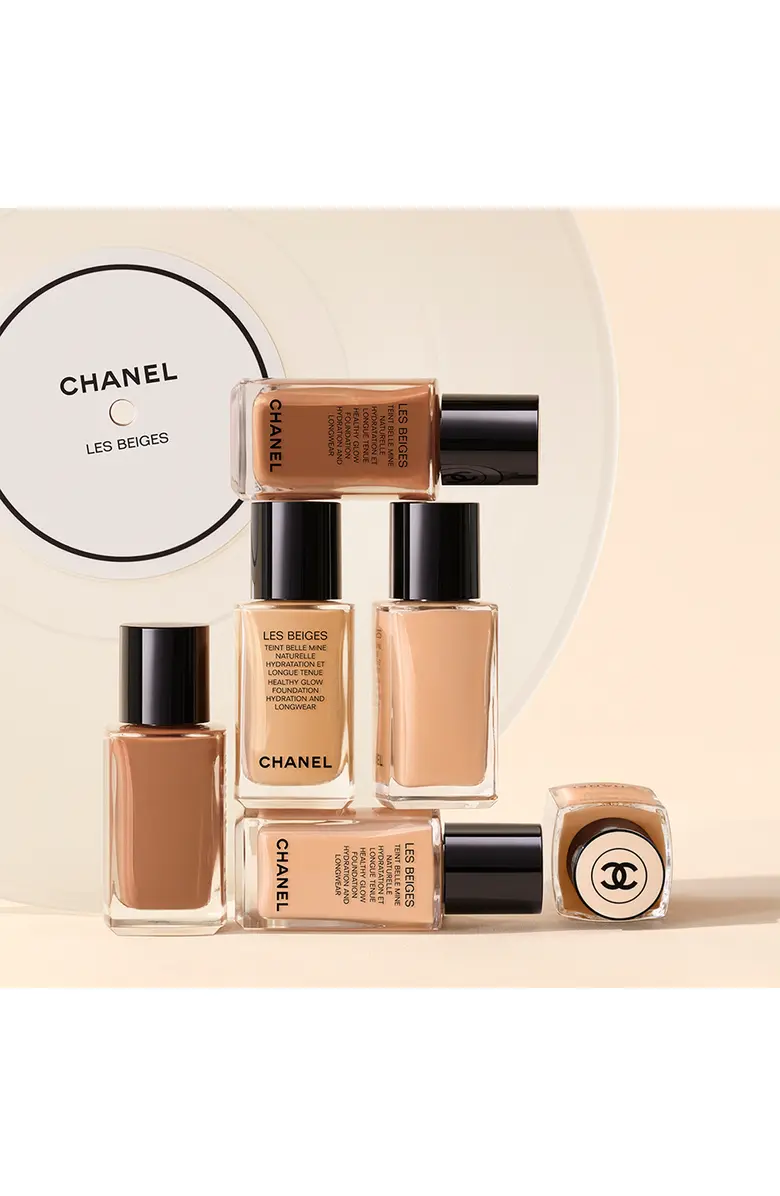 CHANEL Les Beiges Healthy Glow Foundation Hydration & Longwear купить в Beauty Storage. Быстрая доставка по России и СНГ.