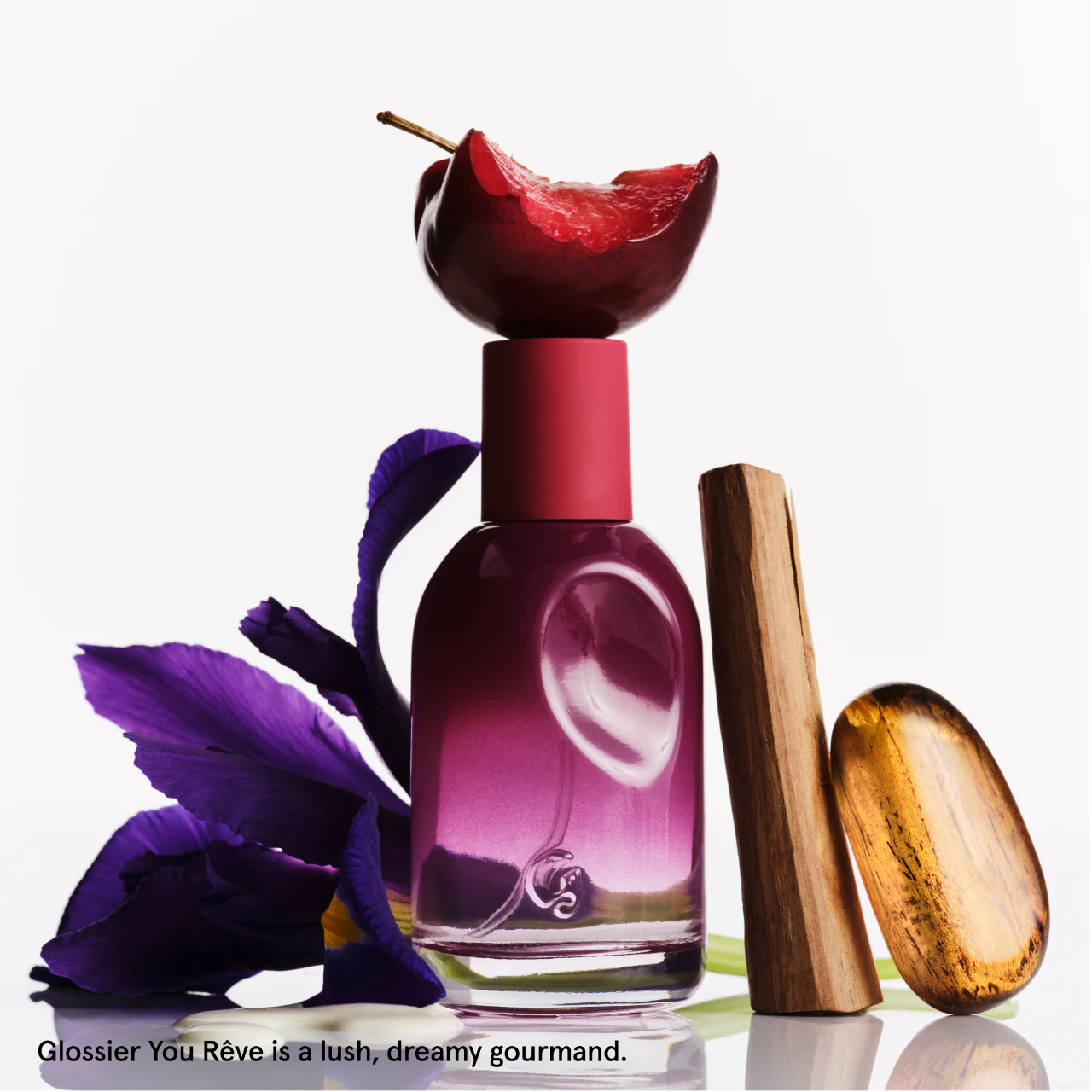 GLOSSIER Glossier You Rêve Eau de Parfum Travel Spray GLOSSIER Glossier You Rêve Eau de Parfum Travel Spray купить в Beauty Storage. Быстрая доставка по России и СНГ.