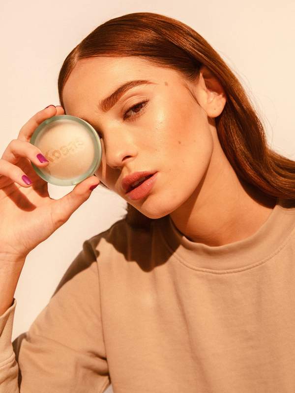 KOSAS The Sun Show Moisturizing Baked Bronzer купить в Beauty Storage.  Быстрая доставка по России и СНГ.