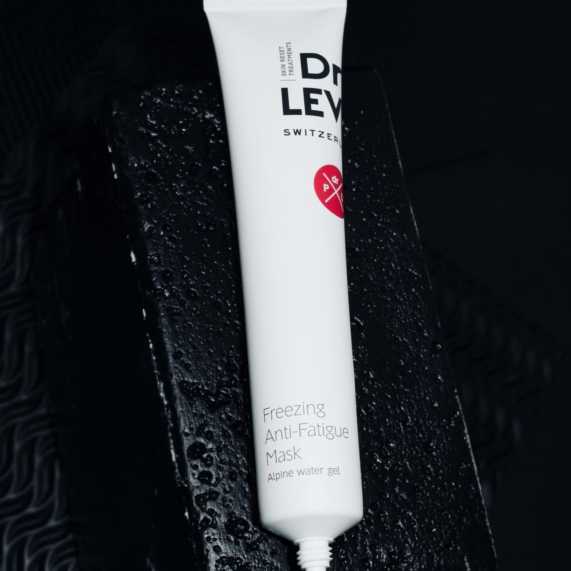 DR. LEVY Switzerland Freezing Anti-Fatigue Mask DR. LEVY Switzerland Freezing Anti-Fatigue Mask купить в Beauty Storage. Быстрая доставка по России и СНГ.