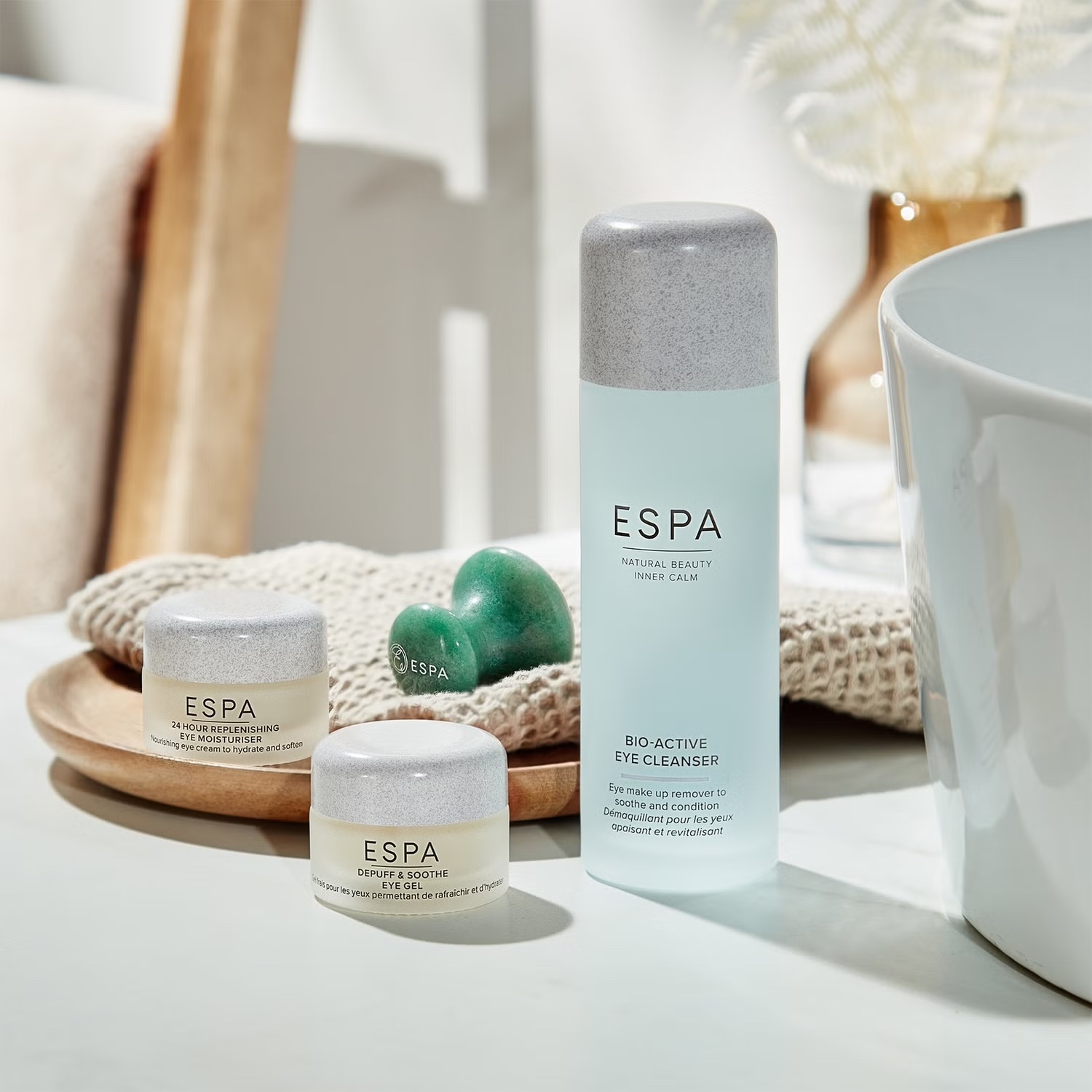 ESPA Depuff and Soothe Eye Gel купить в Beauty Storage. Быстрая доставка по России и СНГ.