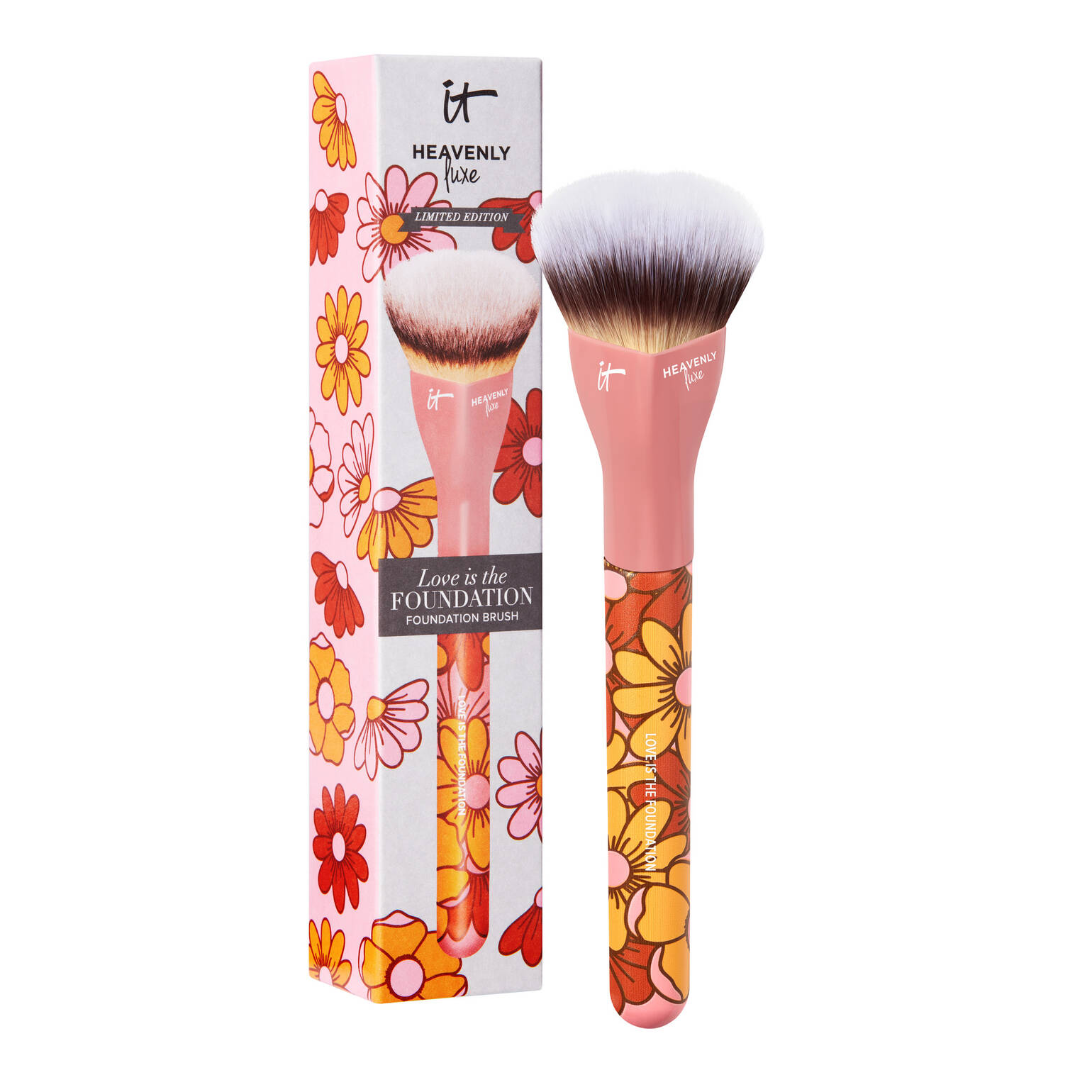 IT COSMETICS Heavenly Luxe Flower Power Foundation Brush купить в Beauty Storage. Быстрая доставка по России и СНГ.
