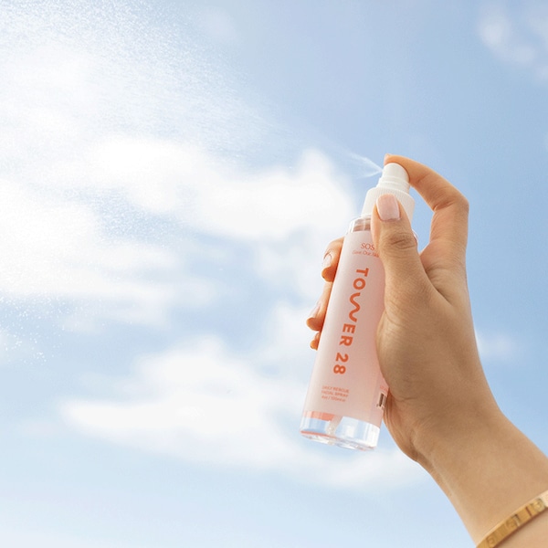 TOWER 28 BEAUTY SOS Save.Our.Skin Daily Rescue Facial Spray купить в Beauty Storage. Быстрая доставка по России и СНГ.