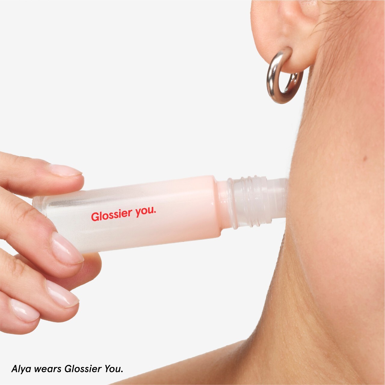 GLOSSIER Glossier You - 8 мл GLOSSIER Glossier You - 8 мл