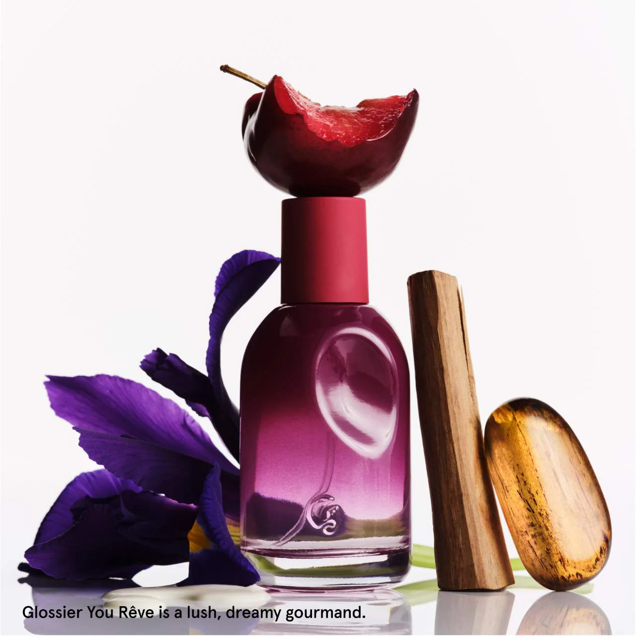 GLOSSIER Glossier You Rêve Eau de Parfum GLOSSIER Glossier You Rêve Eau de Parfum купить в Beauty Storage. Быстрая доставка по России и СНГ.