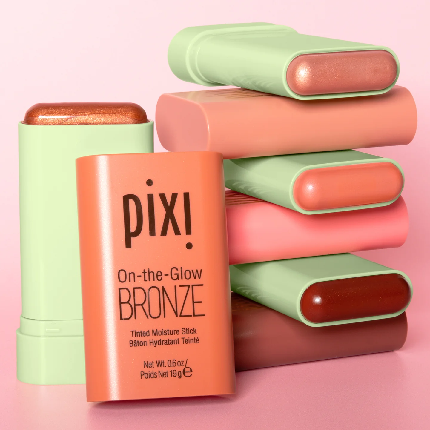 PIXI On-The-Glow Bronze купить в Beauty Storage. Быстрая доставка по России и СНГ.