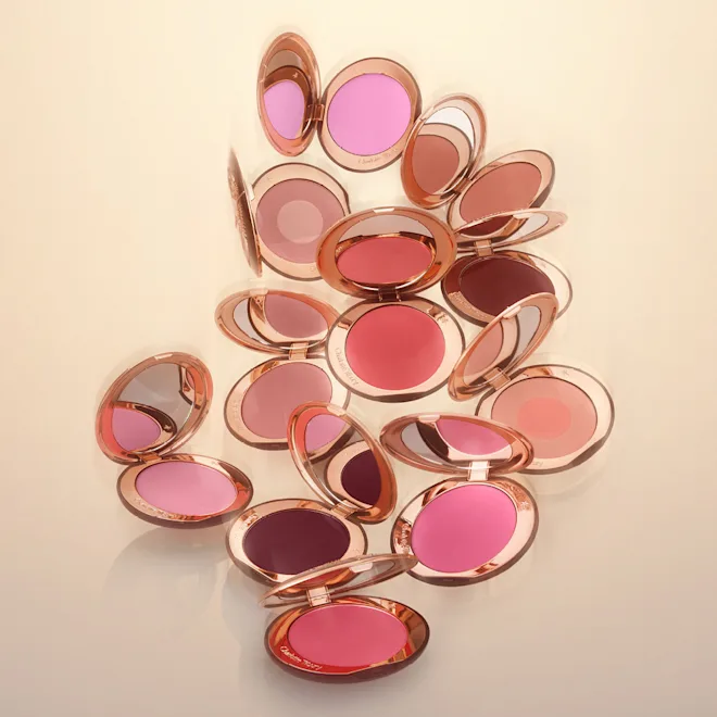 Купить CHARLOTTE TILBURY Airbrush Flawless Blush Blur на Beautystorage.ru. Быстрая доставка по России и СНГ.