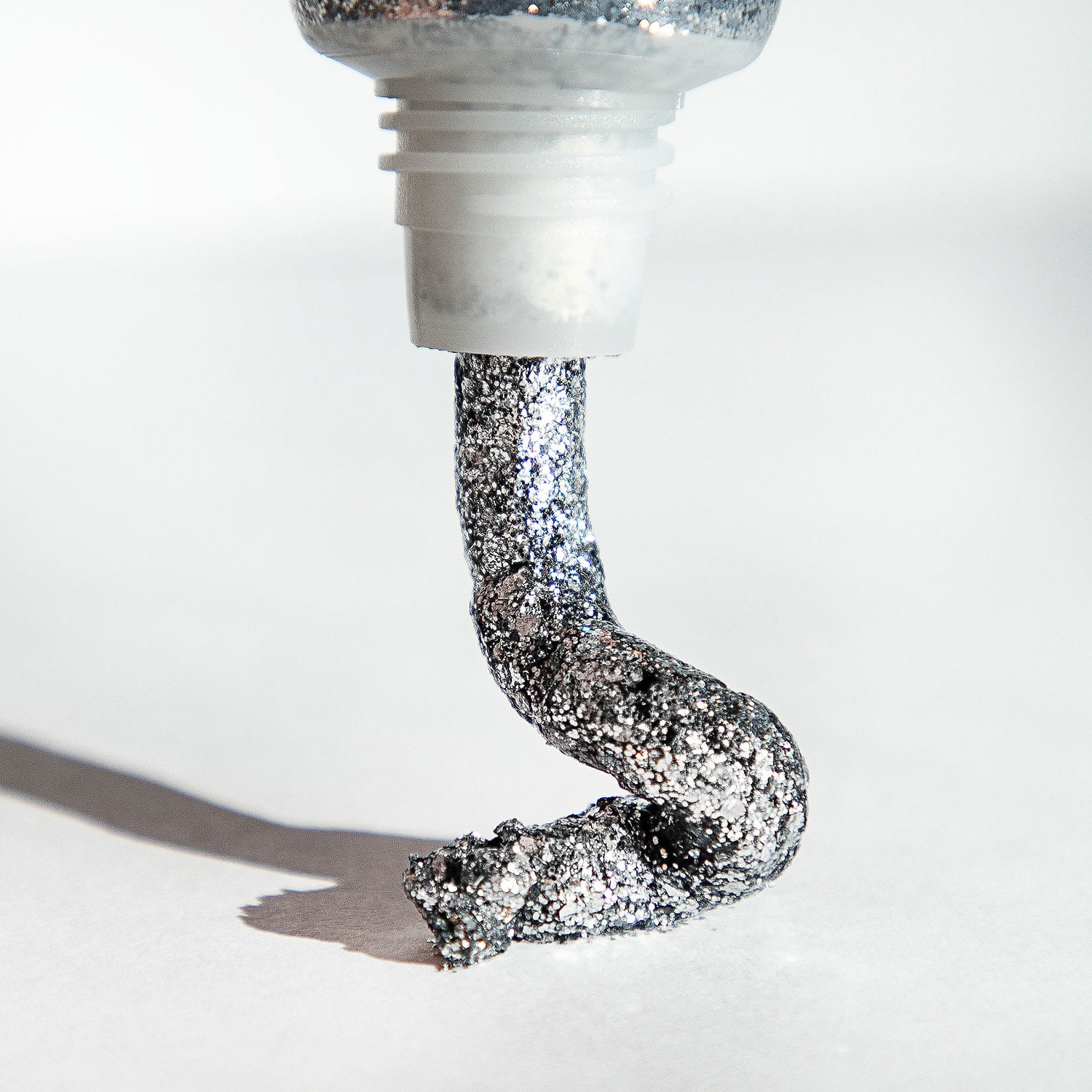 URBAN DECAY Heavy Metal Face & Body Glitter Gel - Sparkle Out Loud Collection