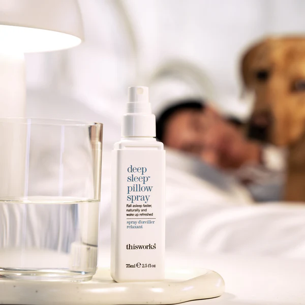 THIS WORKS Deep Sleep Pillow Spray купить в Beauty Storage. Быстрая доставка по России и СНГ.