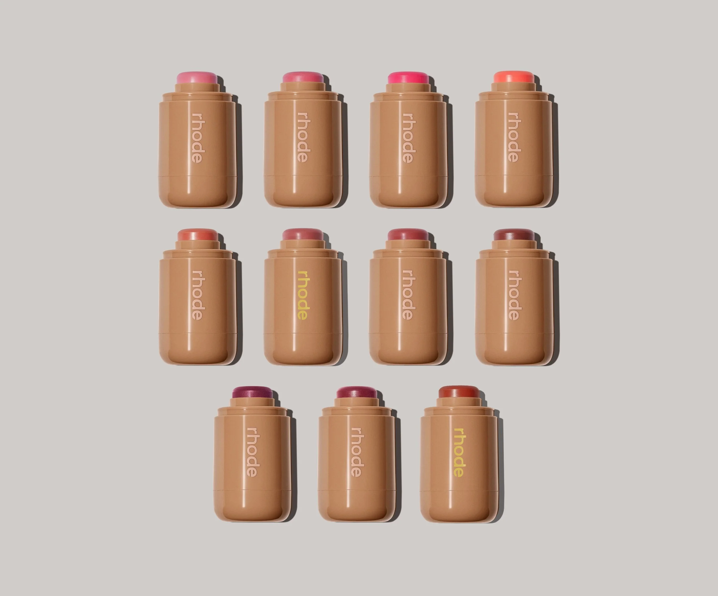 RHODE Pocket Blush The Natural Flush купить в Beauty Storage. Быстрая доставка по России и СНГ.