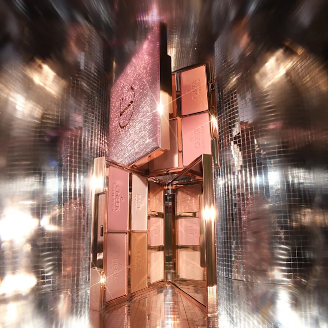 CHARLOTTE TILBURY Instant Look In A Makeup Palette купить в Beauty Storage. Быстрая доставка по России и СНГ.