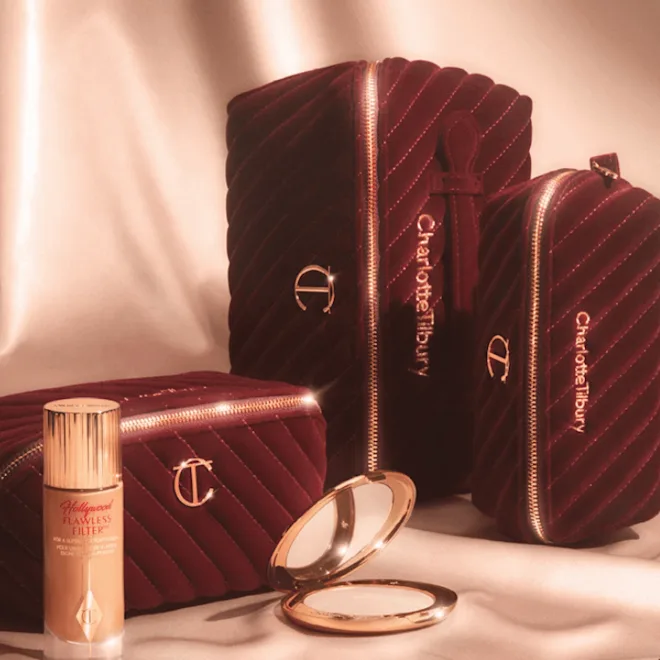 CHARLOTTE TILBURY Makeup Bag Of Dreams - Medium купить в Beauty Storage. Быстрая доставка по России и СНГ.