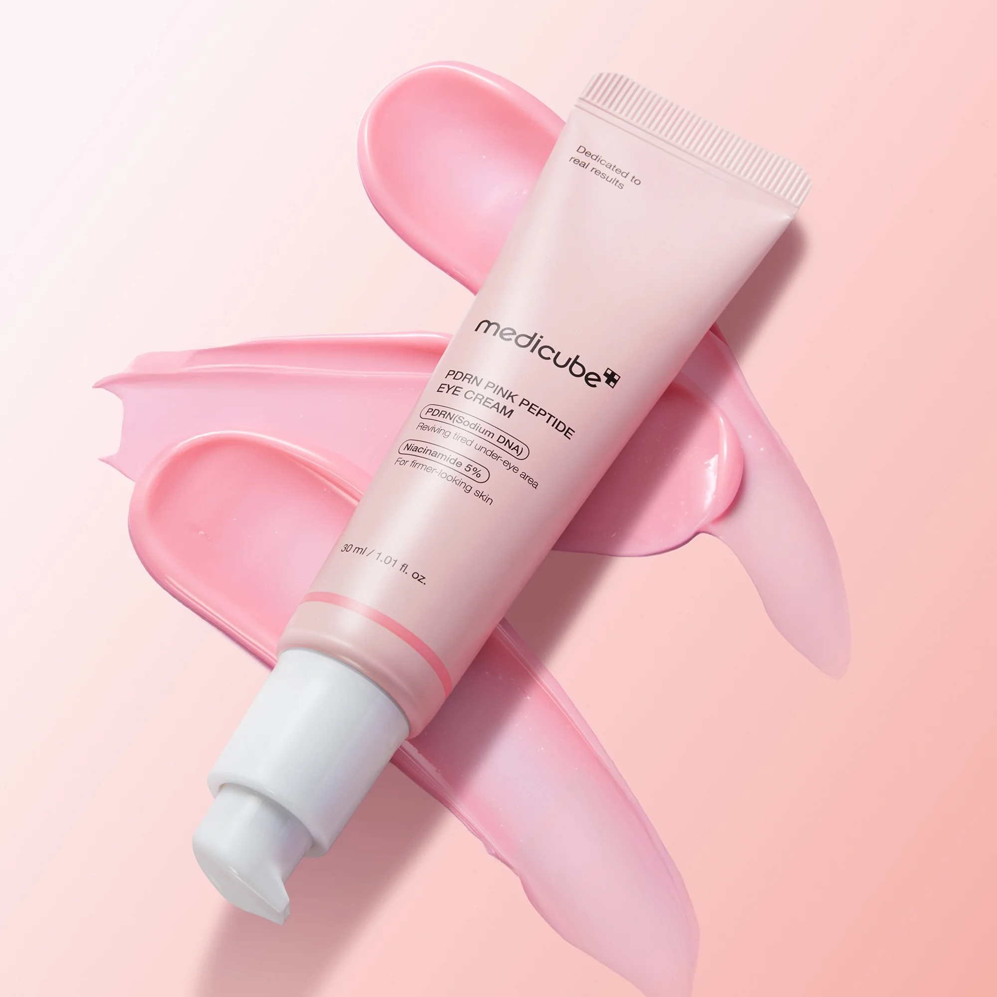 Купить MEDICUBE PDRN Pink Peptide Eye Serum на Beautystorage.ru. Быстрая доставка по России и СНГ.