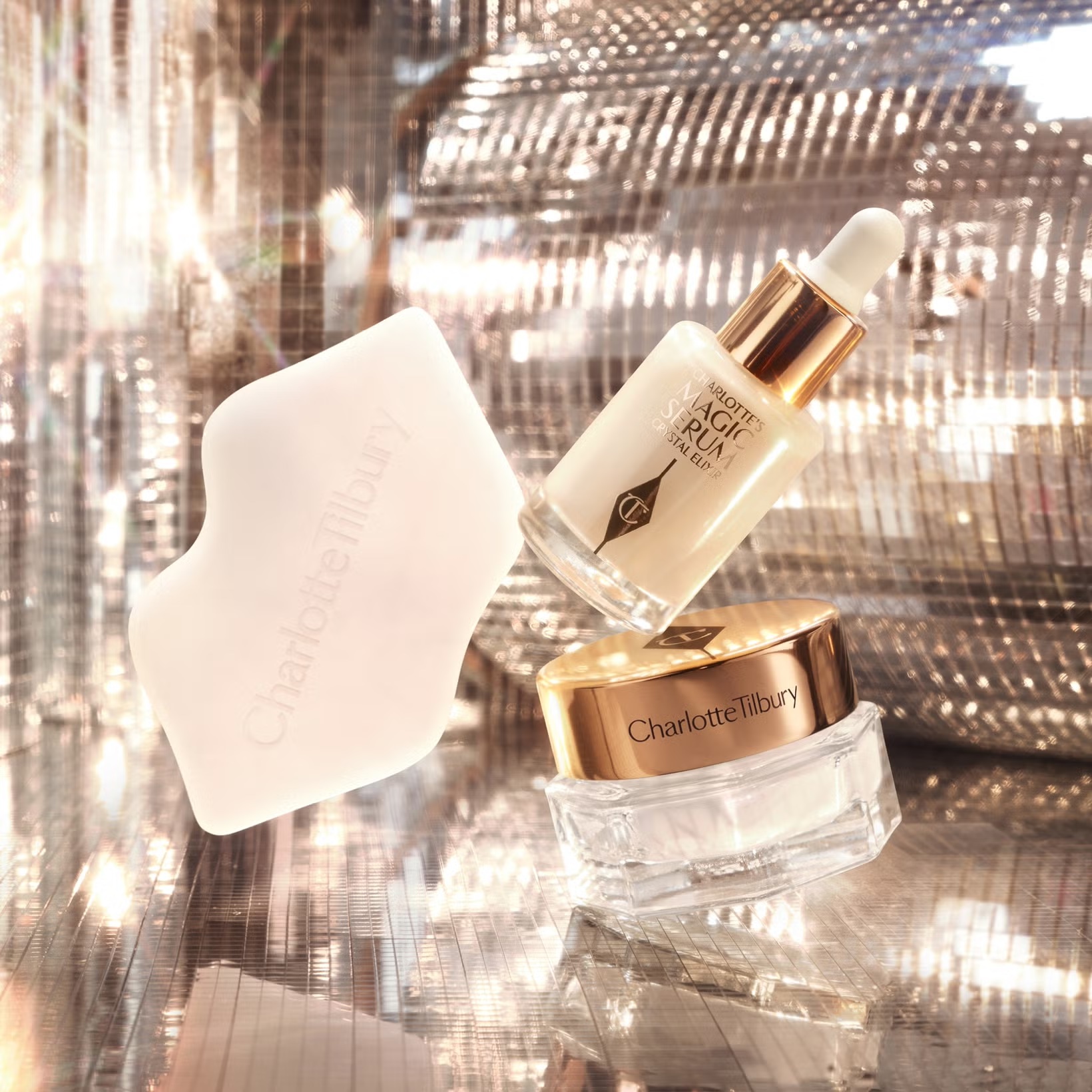 CHARLOTTE TILBURY Charlotte's Iconic Magic Mini Skin Set. Быстрая доставка по России и СНГ.