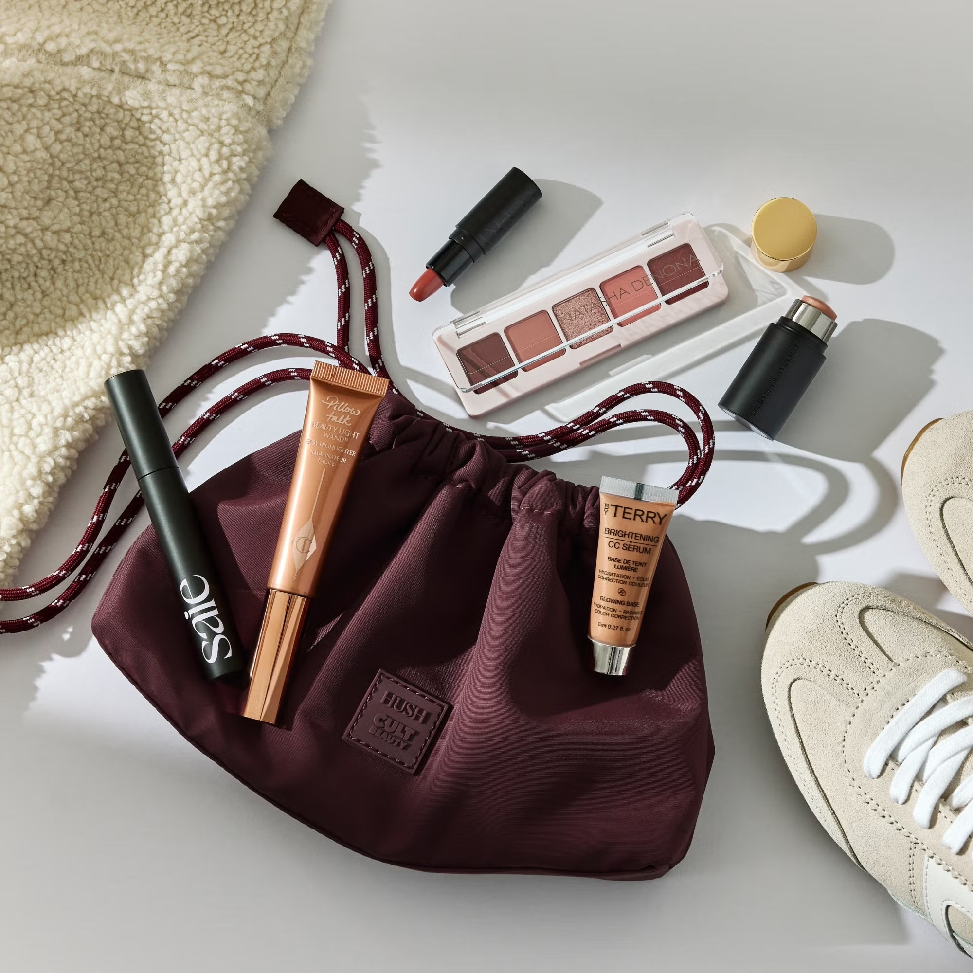 CULT BEAUTY Cult Beauty x Hush Edit купить в Beauty Storage. Быстрая доставка по России и СНГ.