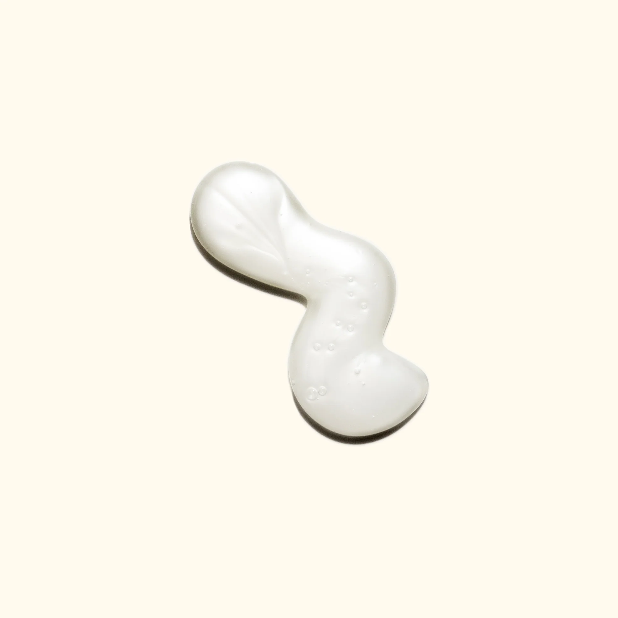 AMIKA The Kure Bond Repair Shampoo For Damaged Hair купить в Beauty Storage. Быстрая доставка по России и СНГ.