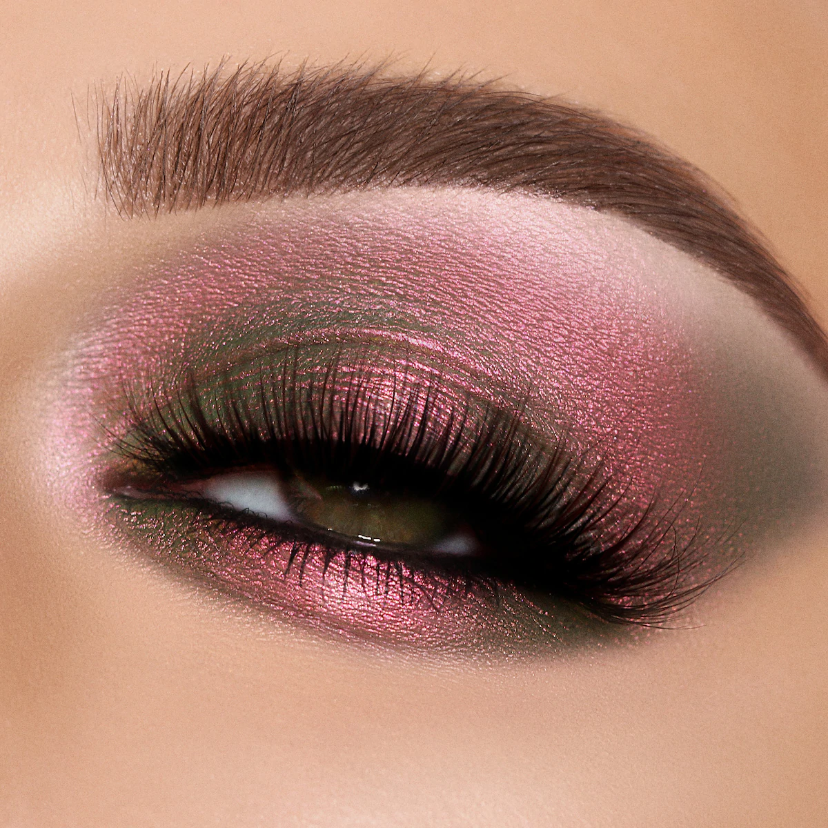 PAT McGRATH LABS Mothership VIII Artistry Eyeshadow Palette - Divine Rose II Collection купить в Beauty Storage. Быстрая доставка по России и СНГ.