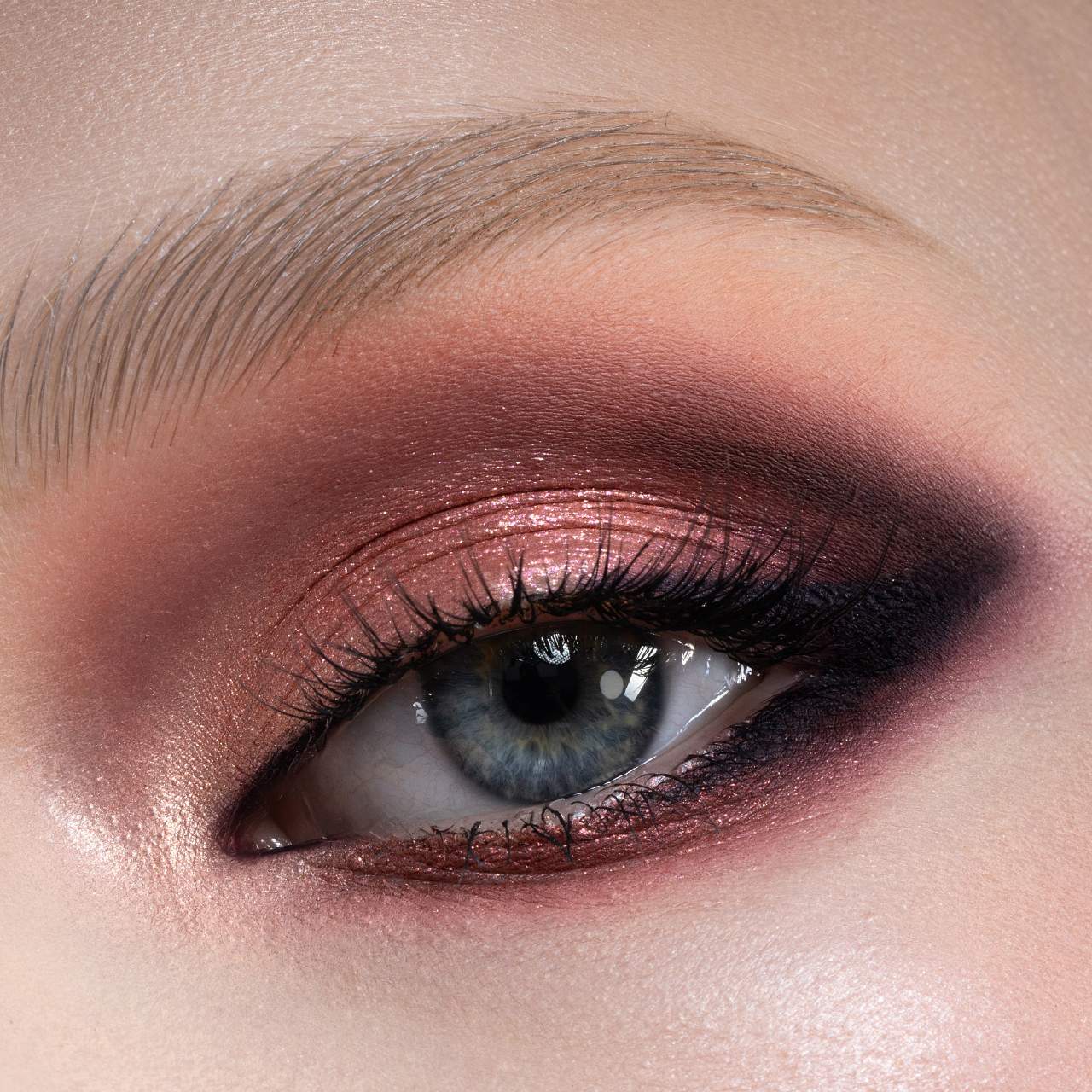 NATASHA DENONA Bloom Eyeshadow Palette купить в Beauty Storage. Быстрая доставка по России и СНГ.