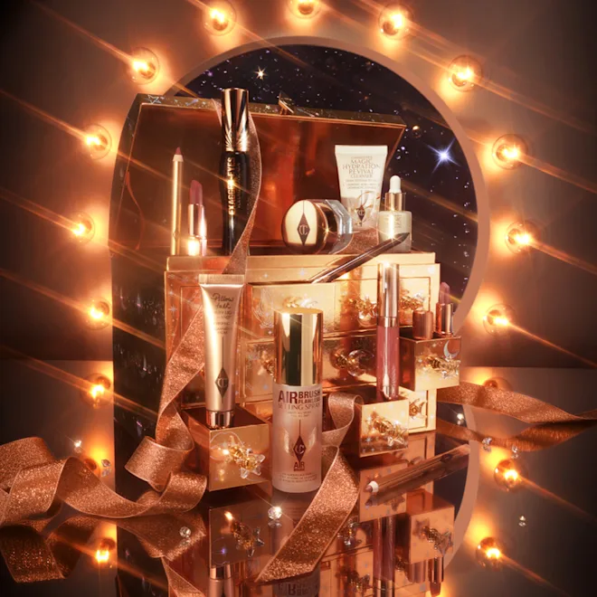 CHARLOTTE TILBURY Charlotte's Beauty Treasure Chest купить в Beauty Storage. Быстрая доставка по России и СНГ.