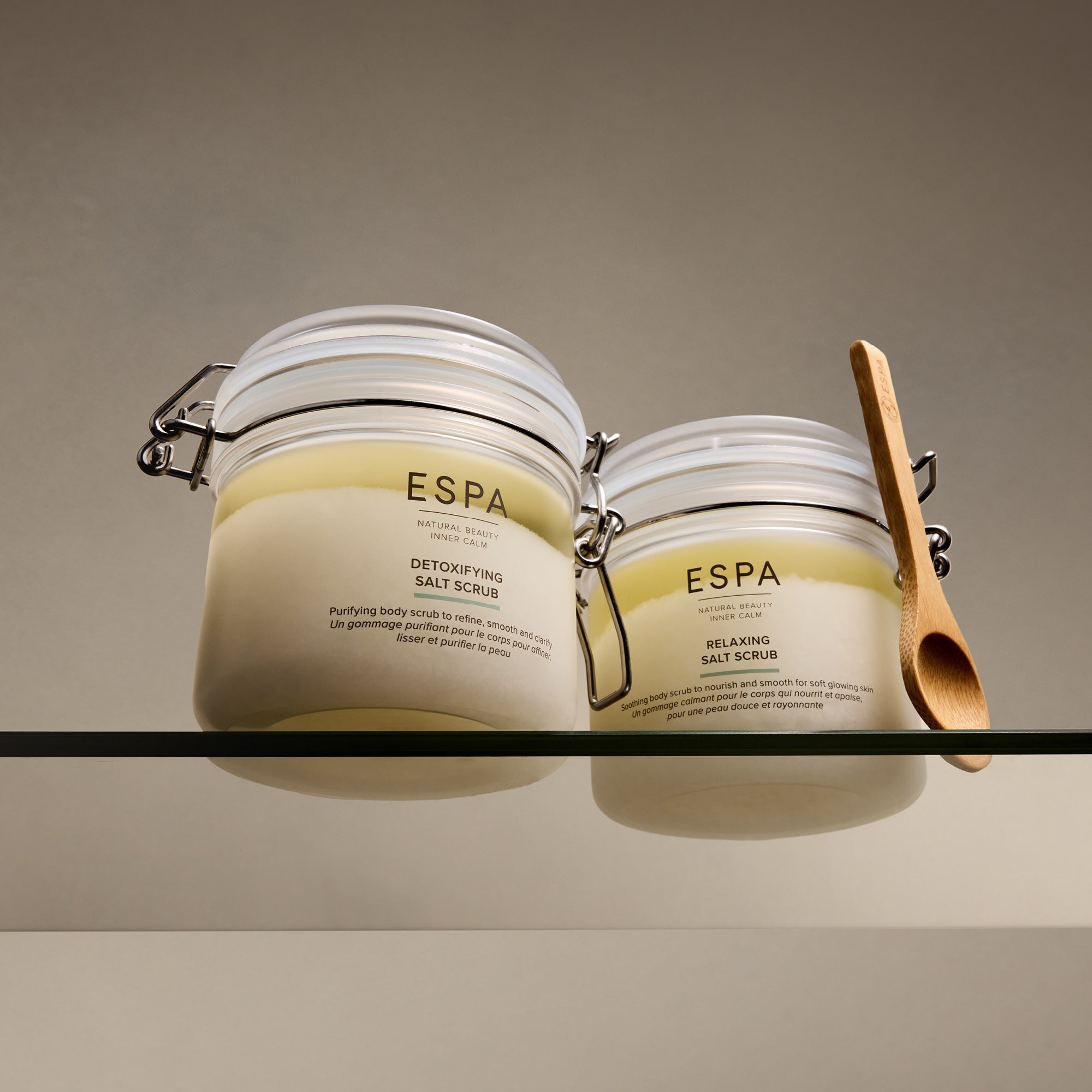 ESPA Relaxing Salt Scrub купить в Beauty Storage. Быстрая доставка по России и СНГ.