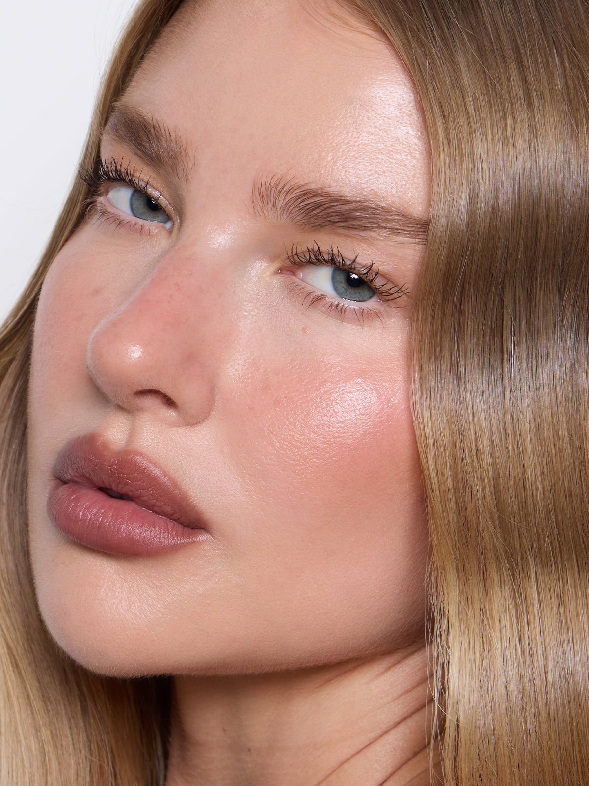 REFY Blur Liner купить в Beauty Storage. Быстрая доставка по России и СНГ.