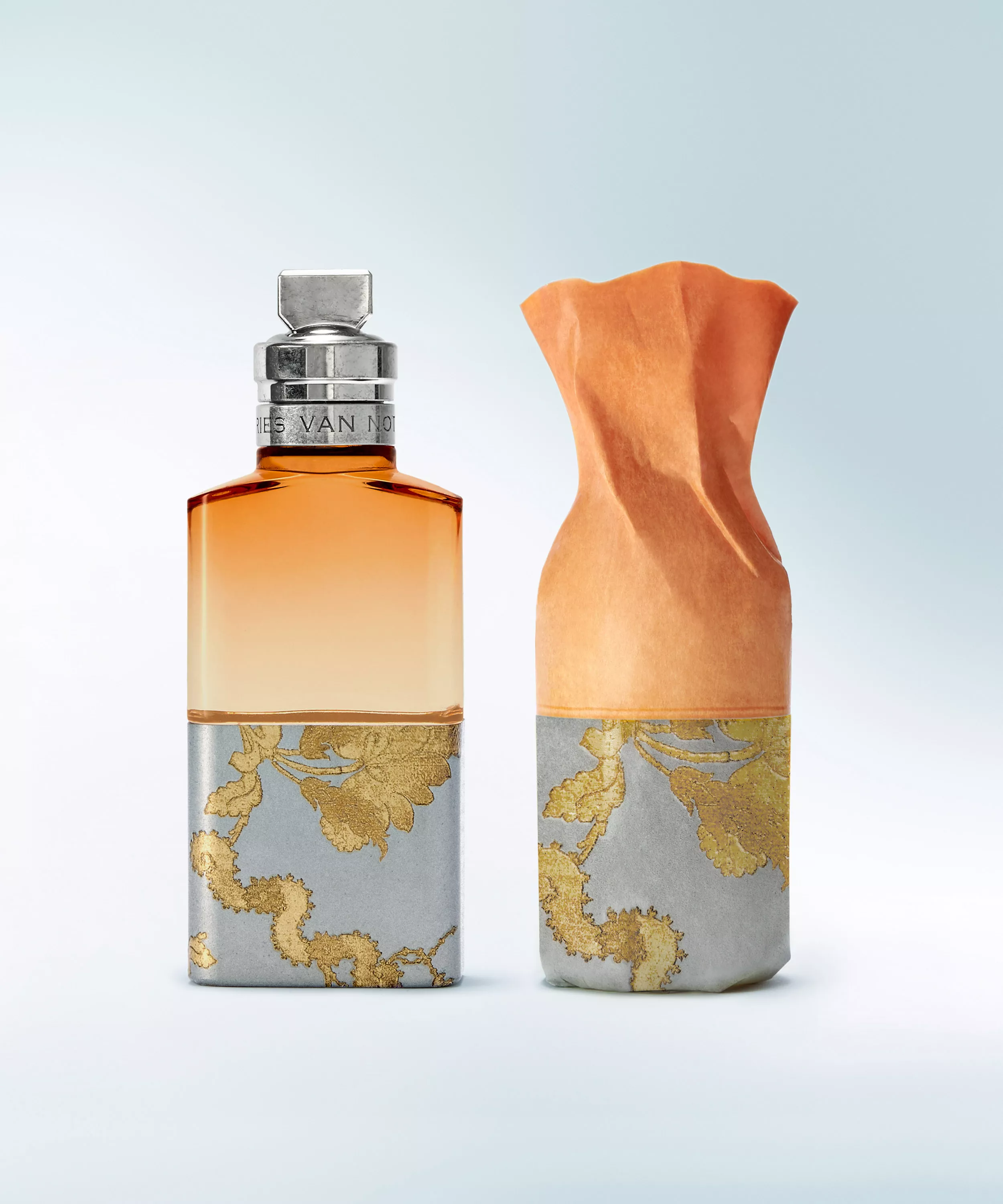 DRIES VAN NOTEN Camomille Satin Eau de Parfum купить в Beauty Storage. Быстрая доставка по России и СНГ.