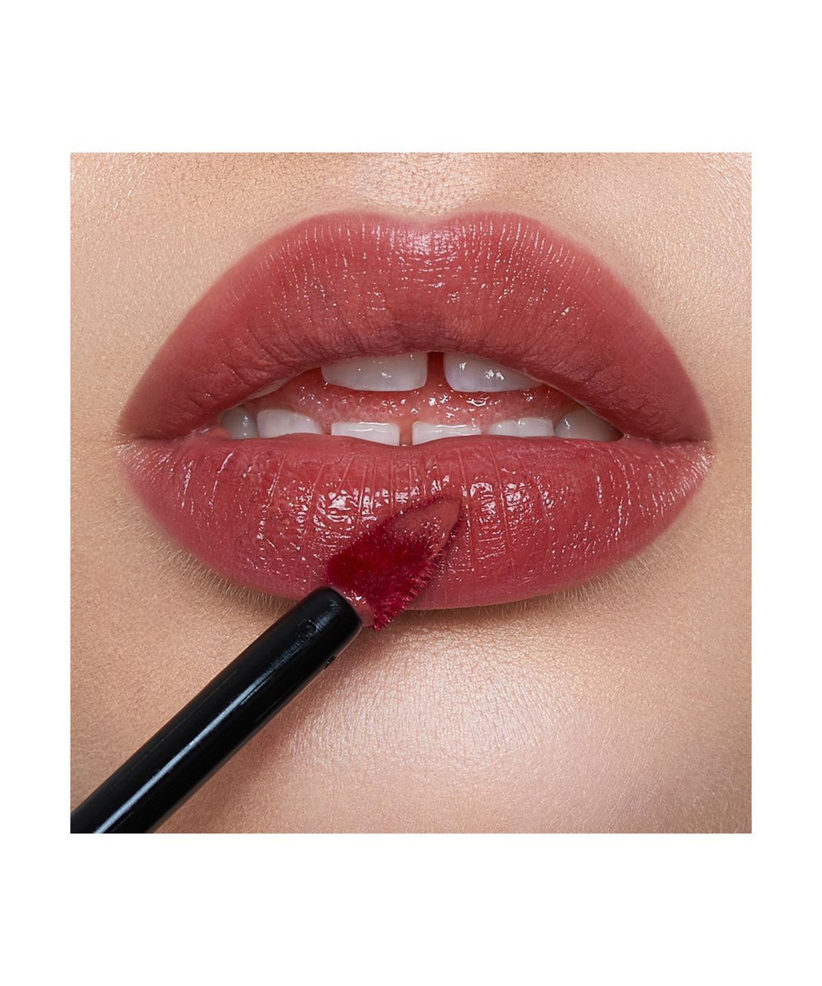 CHARLOTTE TILBURY Tinted Love купить в Beauty Storage. Быстрая доставка по России и СНГ.