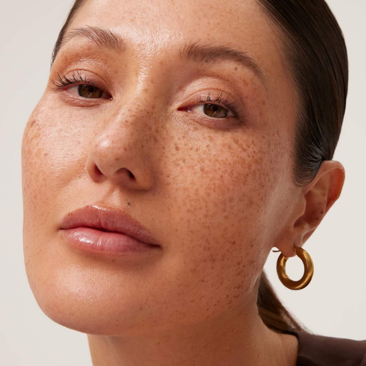 SUMMER FRIDAYS Lip Butter Balm for Hydration & Shine купить в Beauty Storage. Быстрая доставка по России и СНГ.