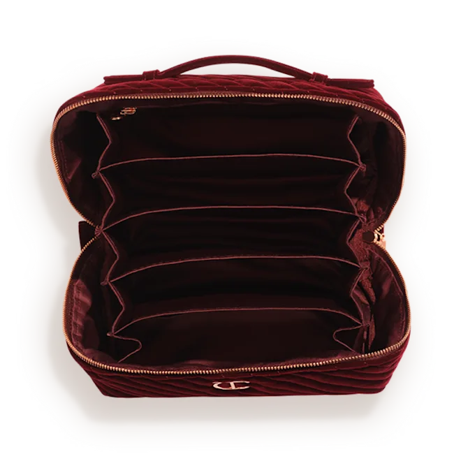 CHARLOTTE TILBURY Makeup Bag Of Dreams - Large купить в Beauty Storage. Быстрая доставка по России и СНГ.