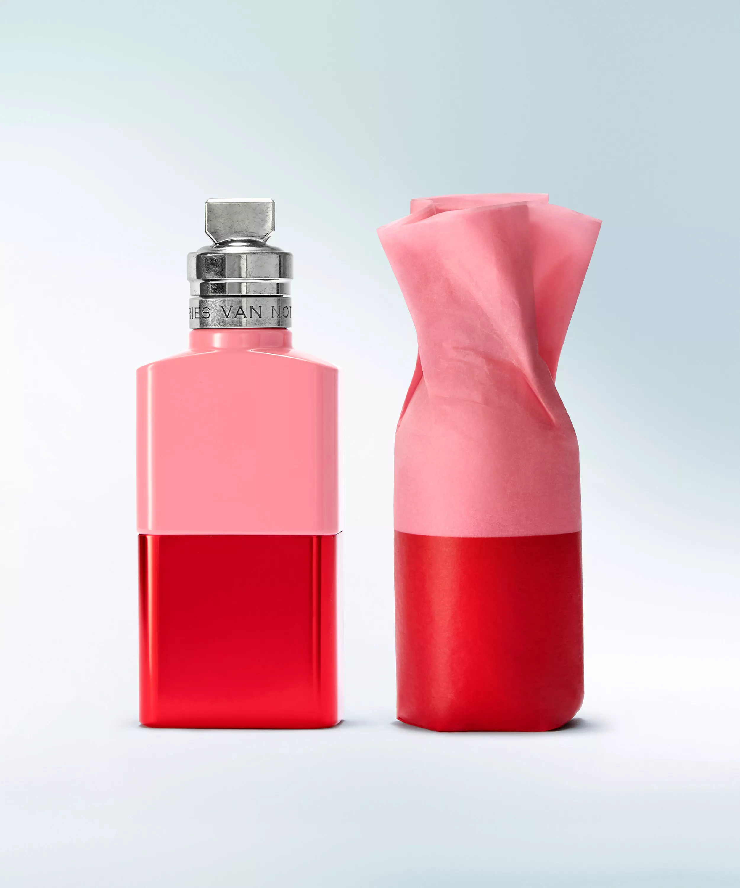 DRIES VAN NOTEN Raving Rose Eau de Parfum Refill купить в Beauty Storage. Быстрая доставка по России и СНГ.