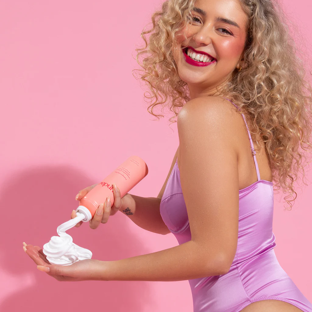 SUNDAE Pomegranate Fizz Foaming Body Wash купить в Beauty Storage. Быстрая доставка по России и СНГ.