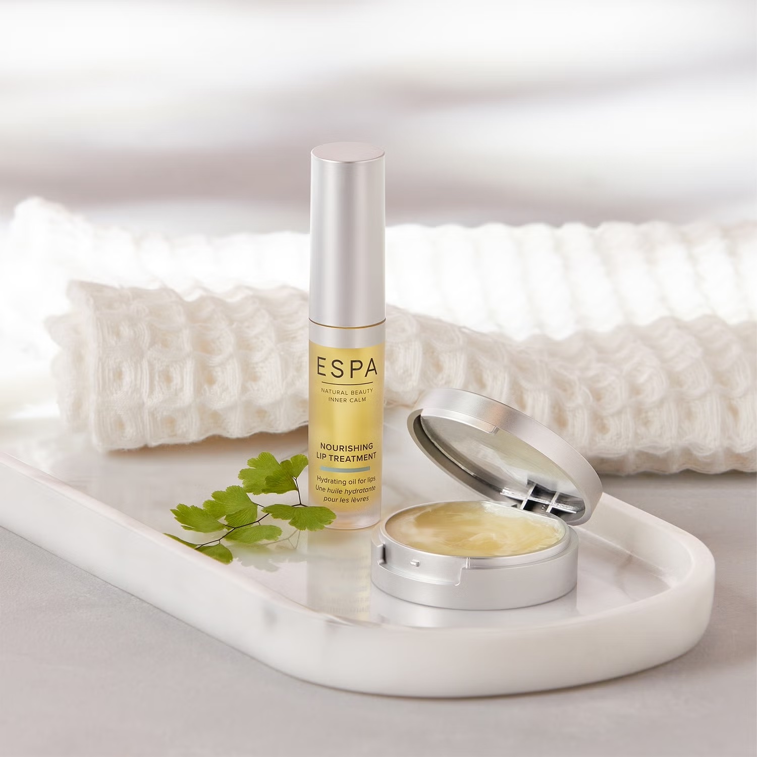 ESPA Pomelo Lip Balm купить в Beauty Storage. Быстрая доставка по России и СНГ.
