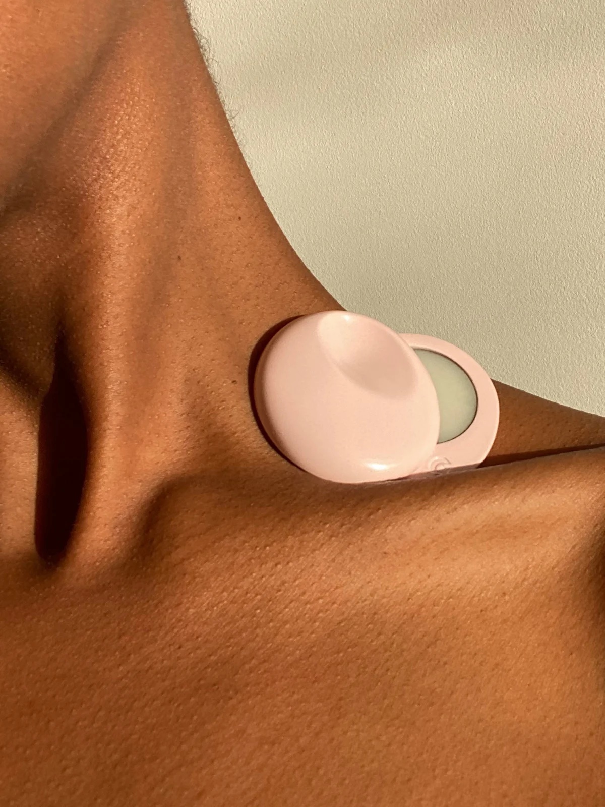 GLOSSIER Glossier You Solid Refill GLOSSIER Glossier You Solid Refill купить в Beauty Storage. Быстрая доставка по России и СНГ.