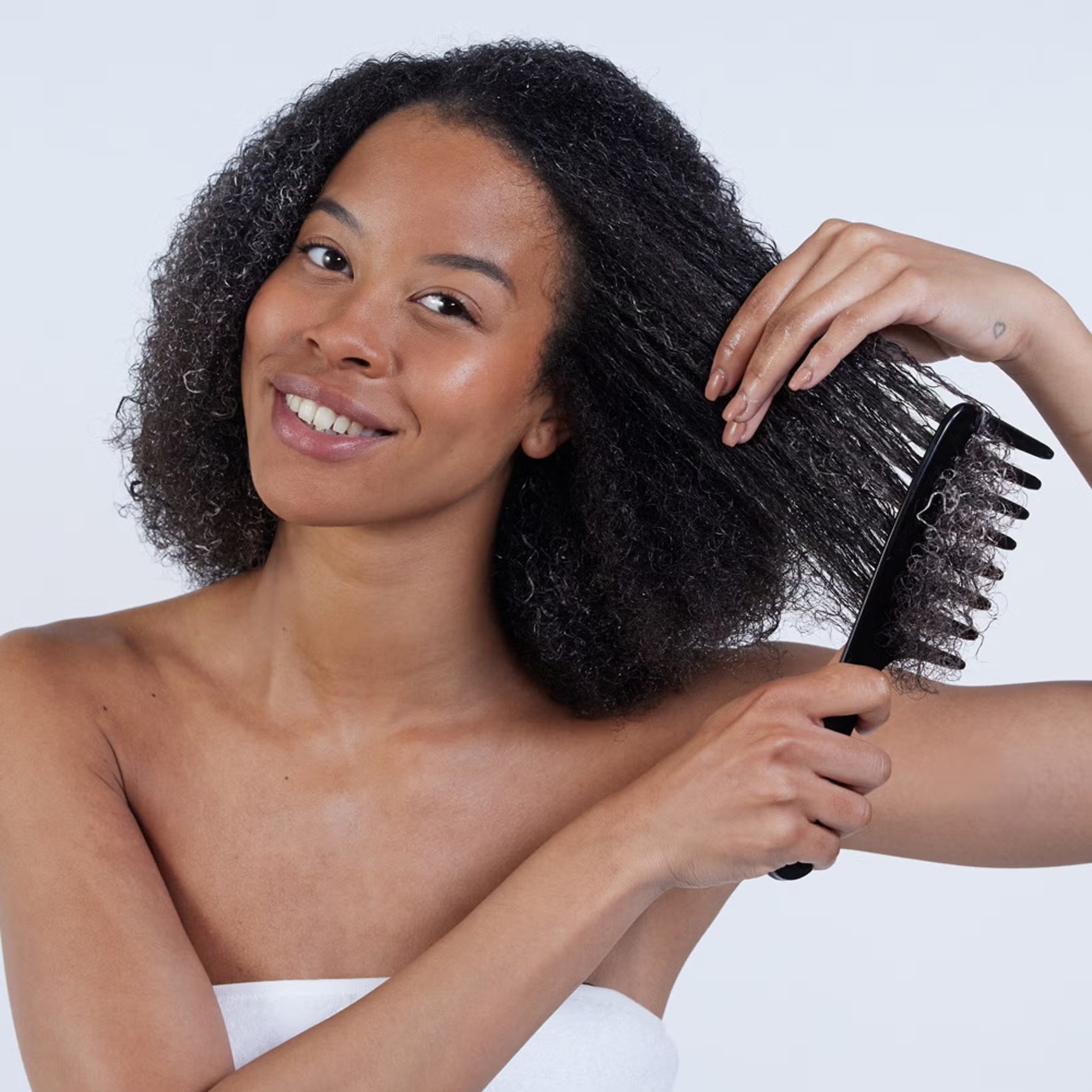 HAIR BY SAM MCKNIGHT Deeper Love 5-minute Intense Treatment Mask купить в Beauty Storage. Быстрая доставка по России и СНГ.