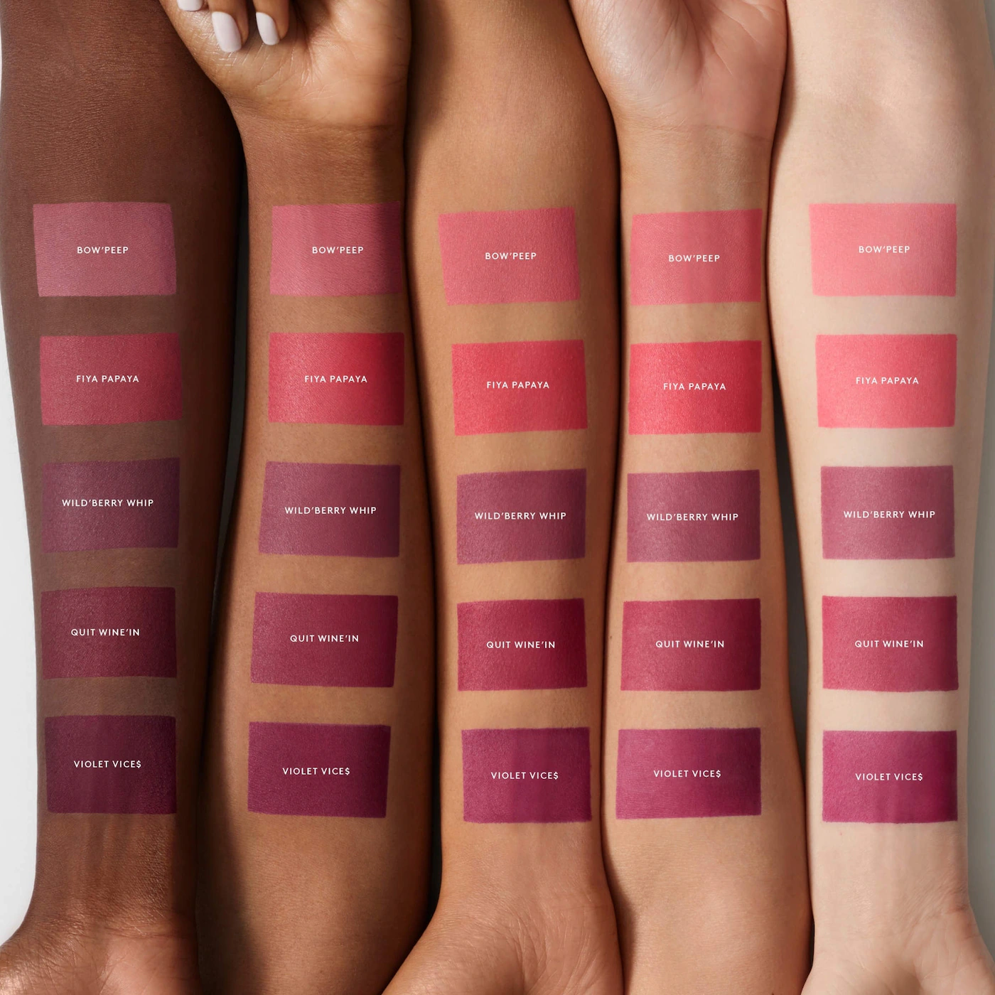 Купить FENTY BEAUTY by Rihanna  Shake N' Play Liquid Blush  на Beautystorage.ru. Быстрая доставка по России и СНГ.
