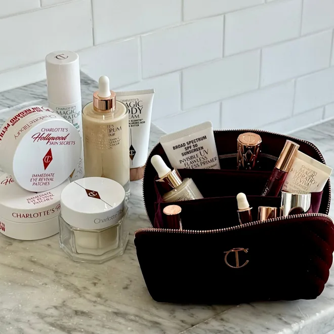 CHARLOTTE TILBURY Makeup Bag Of Dreams - Medium купить в Beauty Storage. Быстрая доставка по России и СНГ.