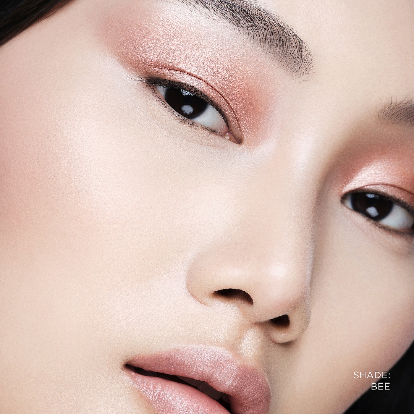 HOURGLASS Curator™ Eyeshadow Singles купить в Beauty Storage. Быстрая доставка по России и СНГ.