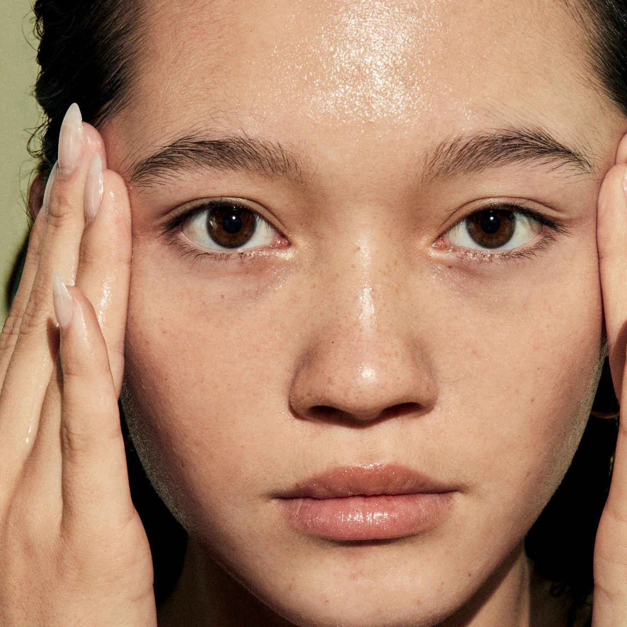 FENTY SKIN Fat Water Hydrating Milky Toner Essence with Hyaluronic Acid + Tamarind купить в Beauty Storage. Быстрая доставка по России и СНГ.