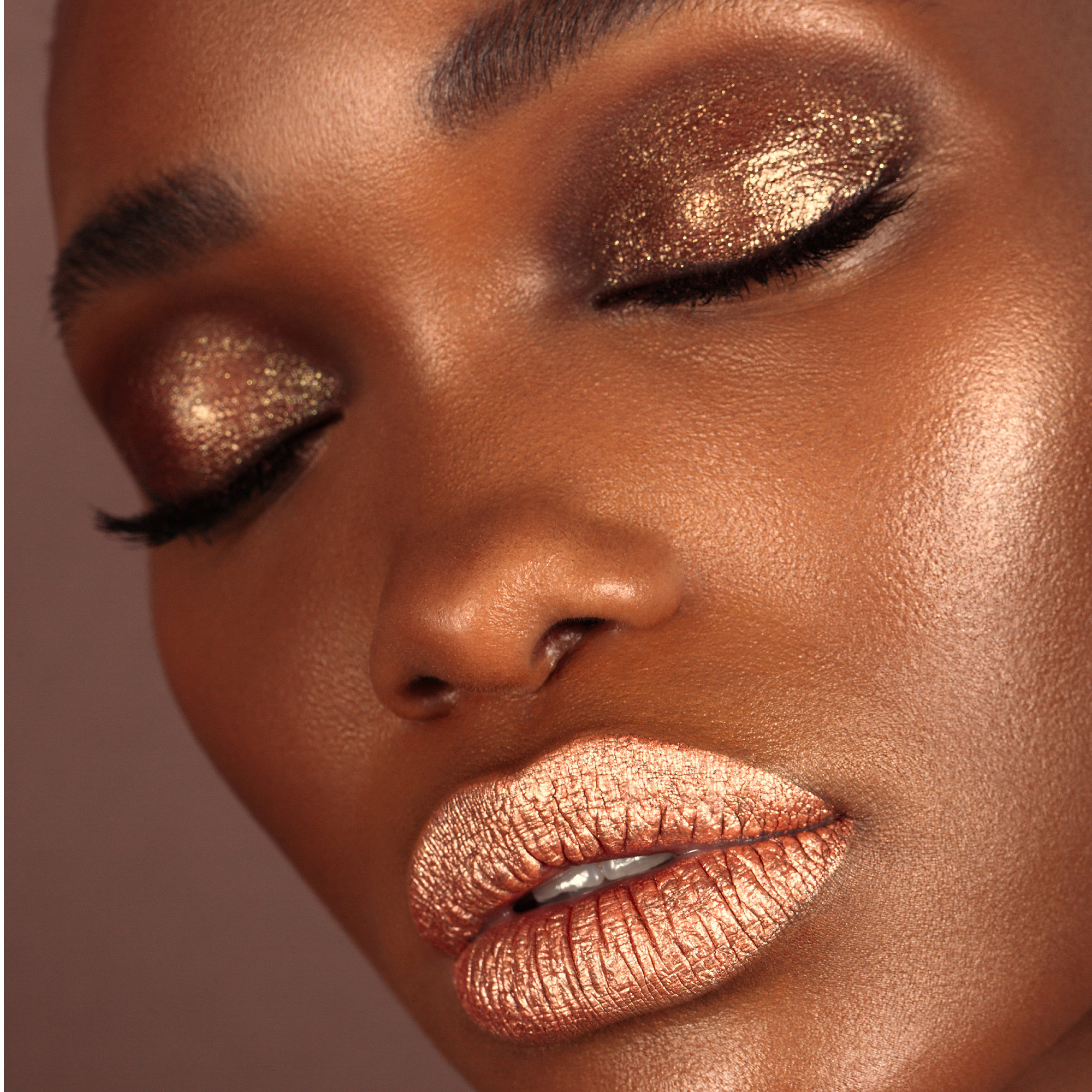 NATASHA DENONA Mark Your Liquid Lips Metallic